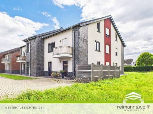 Vorderansicht - REIMANN&WOLFF Heinsberg-Waldenrath: 'Bestens. Wohnung mit Dachterrasse und Energieeffizienz A.'