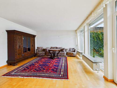 Wohnzimmer - 7 Zimmer Einfamilienhaus in Gerlingen