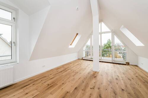 Wohnzimmer - 2 Zimmer Etagenwohnung in Berlin