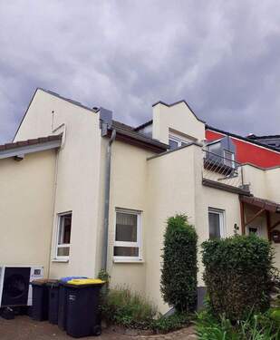 Hausansicht vorne - 6 Zimmer Reihenendhaus zum Kaufen in Polch