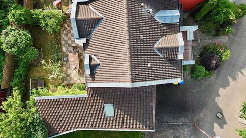 Immobilie aus Vogelperspektive - 