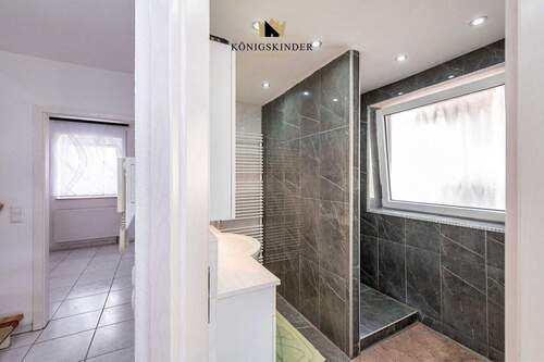 Badezimmer – komfortable Ausstattung - 