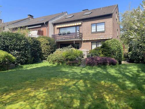 Rückansicht - 1 Zimmer Mehrfamilienhaus, Wohnhaus in Hünxe