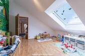 Kinderzimmer 2 - 