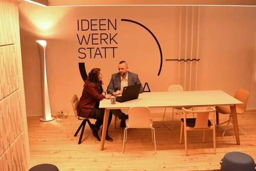 Kantinentisch 1. OG - 