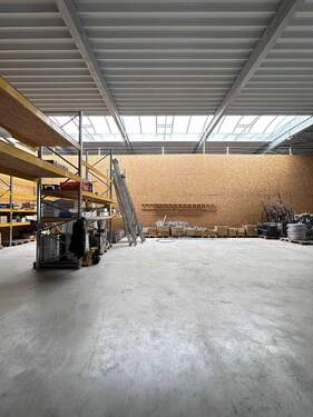 Produktionshalle Bereich 2 - 