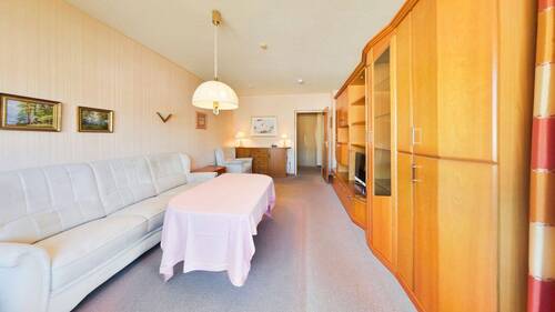 Wohnzimmer Blickrichtung Flur - 