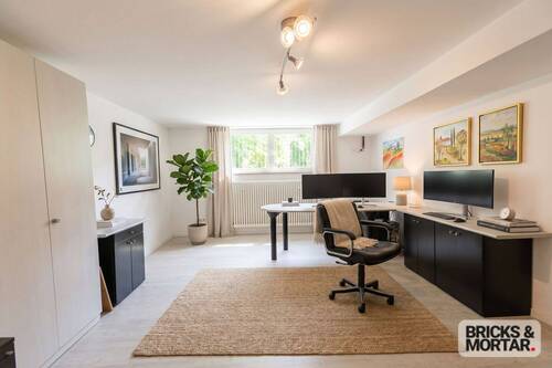 Büro/ Hobbyraum UG - 