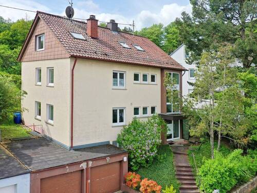 Bild 1 - Dreifamilienhaus am Feldrand in Bestlage von Oberaichen!