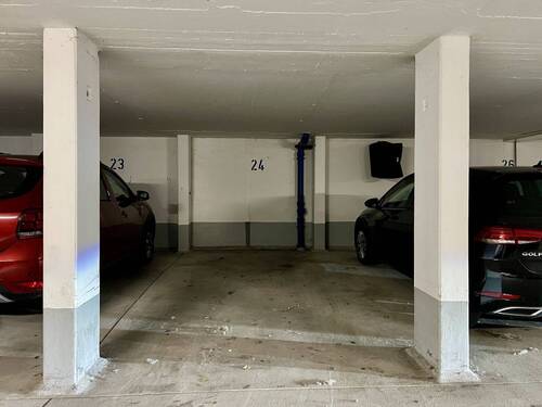 Tiefgaragenstellplatz Nr. 24 - 