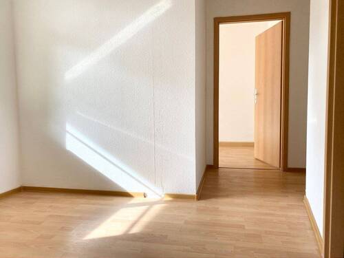 Eingangsbereich - 3 Zimmer Etagenwohnung zum Kaufen in Chemnitz