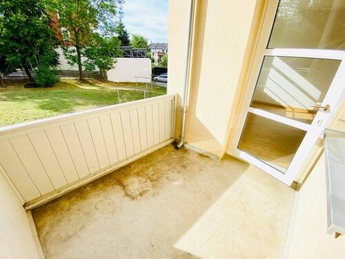 Balkon - Etagenwohnung mit 67,30 m&sup2; in Chemnitz zum Kaufen