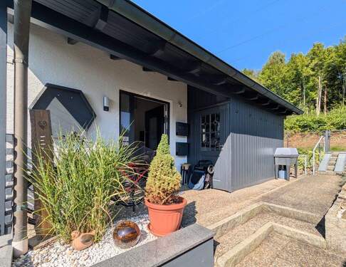 Eingangsbereich - 7 Zimmer Mehrfamilienhaus, Wohnhaus in Ulm