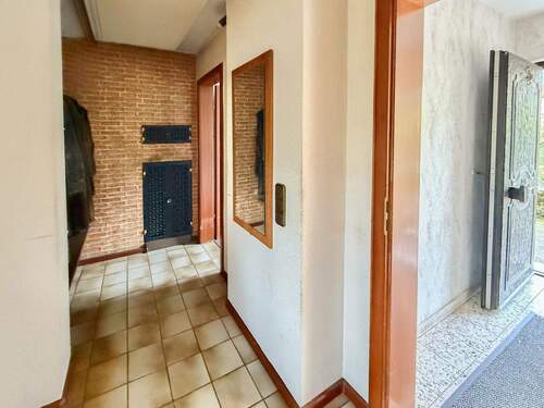 EG Flur/Garderobe - 