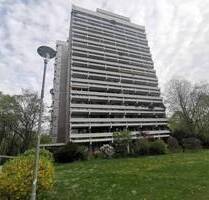 Gepflegte 4 12-Zimmerwohnung mit Süd- u. Westbalkon und Tiefgaragenstellplatz - Taufkirchen Am Wald