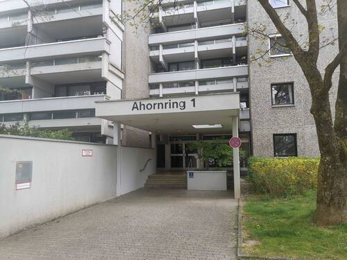 Eingangsbereich - 4 Zimmer Etagenwohnung zum Kaufen in Taufkirchen