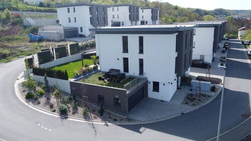 Außenansicht - 5 Zimmer Doppelhaushälfte in Eltmann