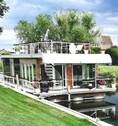 Hausboot - Modernes, hochwertiges Hausboot - Wohnen und Leben auf dem Wasser