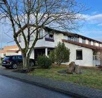 Gepflegte Büro-Praxisräumlichkeiten in guter Lage in Offenburg-Nordwest zu vermieten !