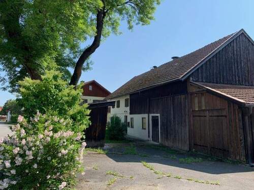 Süd-Westansicht Tenne - 5 Zimmer Bauernhaus, Landhaus in Polling