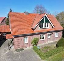 IMMOBILIEN GUMNIOR präsentiert: Charmantes Einfamilienhaus im Landhausstil - Ohne