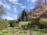 Blumengarten mit Gartenhaus - 6 Zimmer Einfamilienhaus in Salzburg