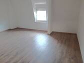 Wohnzimmer - Etagenwohnung mit 50,00 m² in Sulzbach-Rosenberg zum Kaufen