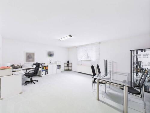 Arbeitszimmer im UG - 