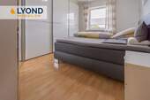Schlafzimmer EG - 
