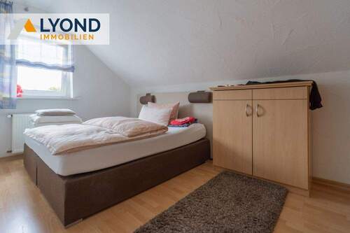 Schlafzimmer DG - 
