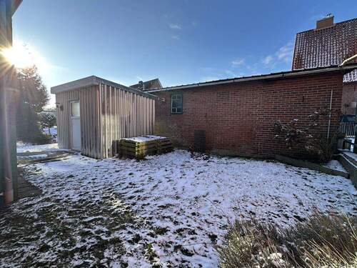 Grundstück hinter dem Haus - 