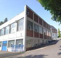 EBENERDIG ANFAHRBARE PRODUKTIONS- UND LAGERHALLEN + BÜROFLÄCHEN! (P9250) - Haan