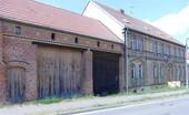 Vorderansicht von links - 1 Zimmer Bauernhaus, Landhaus in Werbig