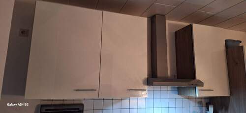 EBK soll abgelöst werden VP 1.800 € - 2 Zimmer Etagenwohnung zur Miete in Ebensfeld