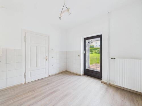 Küche Obergeschoss - Mehrfamilienhaus, Wohnhaus mit 165,40 m&sup2; in Siegen zum Kaufen