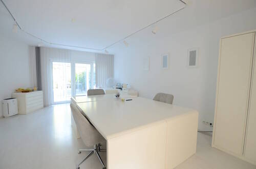 Büro 2 - 