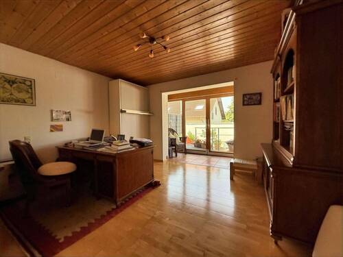 EG - Zimmer mit Balkon - 