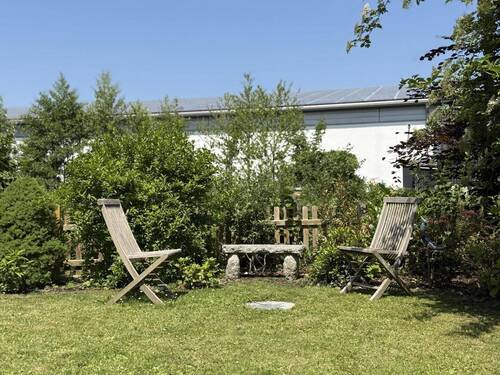 Lauschiges Plätzchen im Garten - 