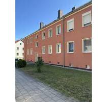 Schöne 4-Raumwohnung ab Dezember 2025 in der Anhaltsiedlung in Bitterfeld zu vermieten ! - Bitterfeld-Wolfen