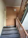 Treppenflur - 4 Zimmer Etagenwohnung zur Miete in Bitterfeld-Wolfen