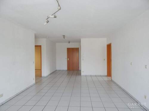 Wohnzimmer - Etagenwohnung mit 101,00 m² in Iggingen zum Kaufen