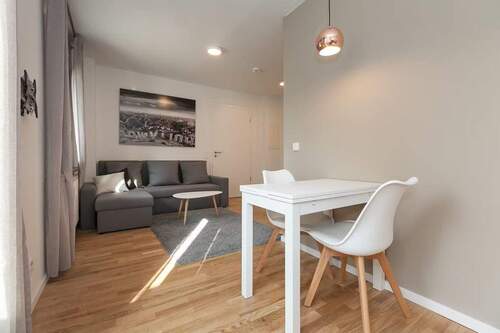 0b2b930f-7751-407f-8.jpg - 