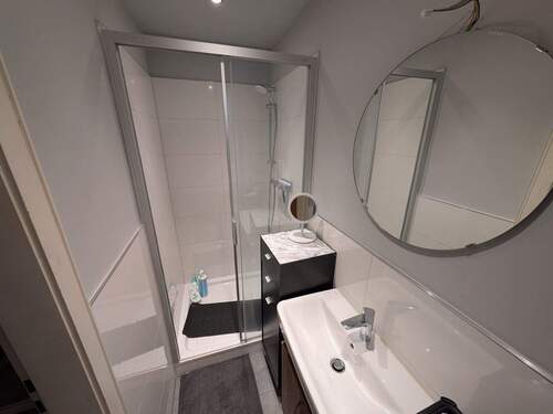 Erneuertes Badezimmer OG - 