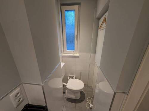 Erneuertes Badezimmer WC im OG - 