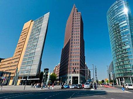 Gebäude. - Luxuriöse Schreibtischplätze am Potsdamer Platz - weltweiter Zugang