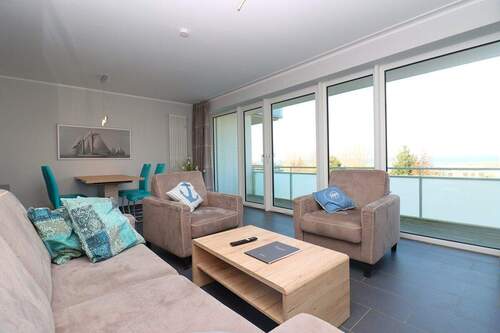 Wohnzimmer - 3 Zimmer Etagenwohnung zum Kaufen in Heiligenhafen / Graswarder