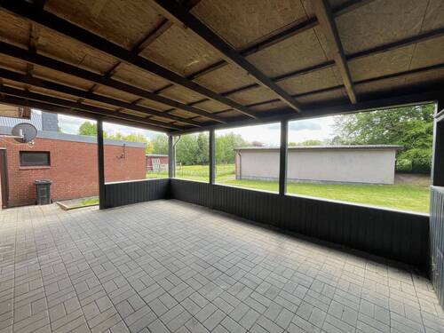 Überdachte Terrasse - 