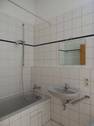 Bad mit Wanne - 
