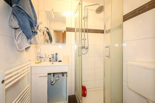 Badezimmer - 1 Zimmer Etagenwohnung zum Kaufen in Düsseldorf