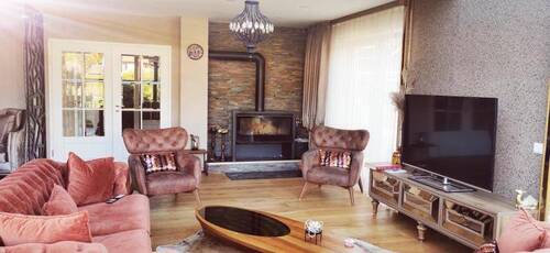 Wohnzimmer - 6 Zimmer Einfamilienhaus in Weilheim in Oberbayern